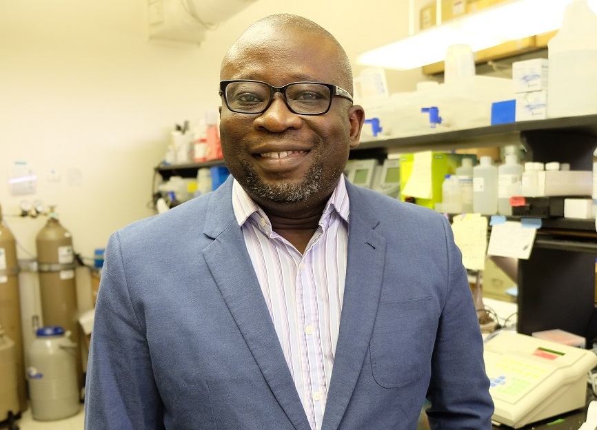 dr-adebiyi-in-lab